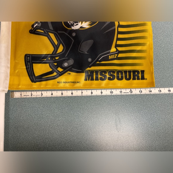 MIZZOU Tiger Football NCAA Tailgate Car-Two Sided Flags (Set of 2) - Picture 6 of 11